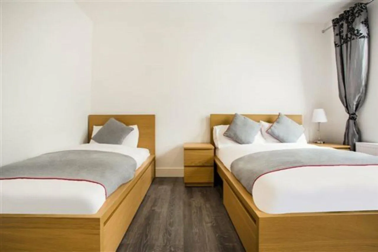 Hotel Oyo Broadway Inn Brentford