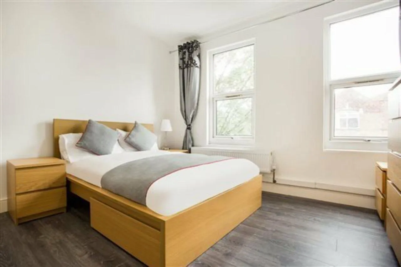Oyo Broadway Inn Brentford Hotel